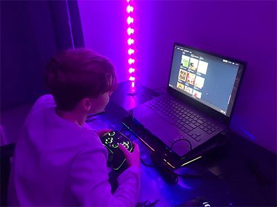 James son testing the HP Omen 15 for gaming